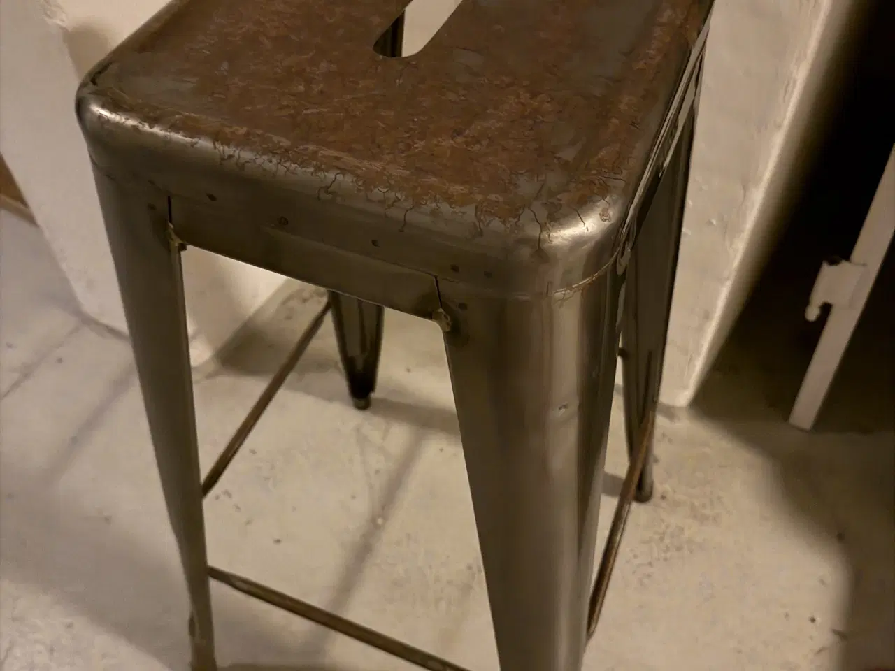 Billede 1 - Flot tolix barstol med patina 