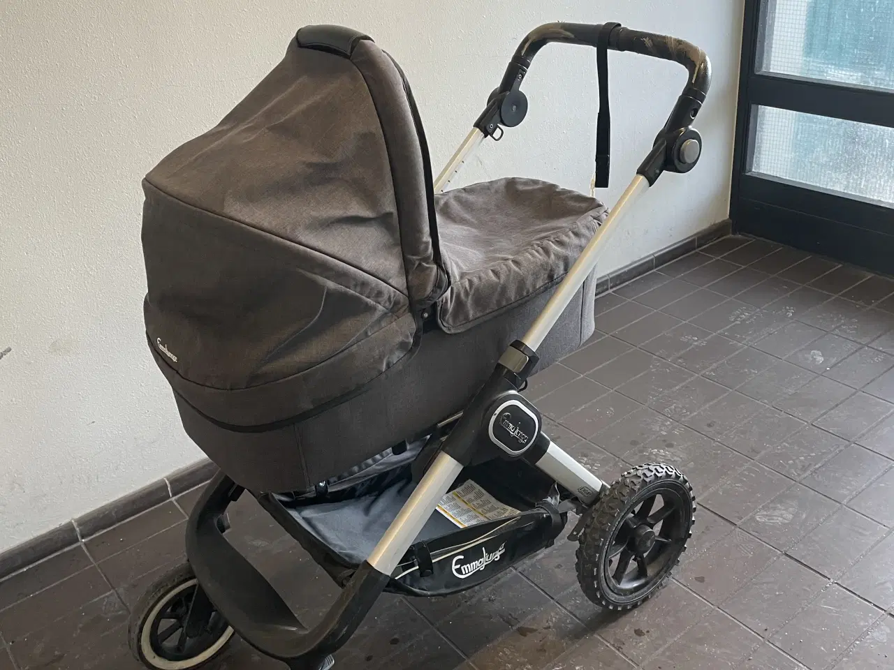 Billede 2 - Barnevogn    , Emmaljung  , 76 cm. Med  Madras  og