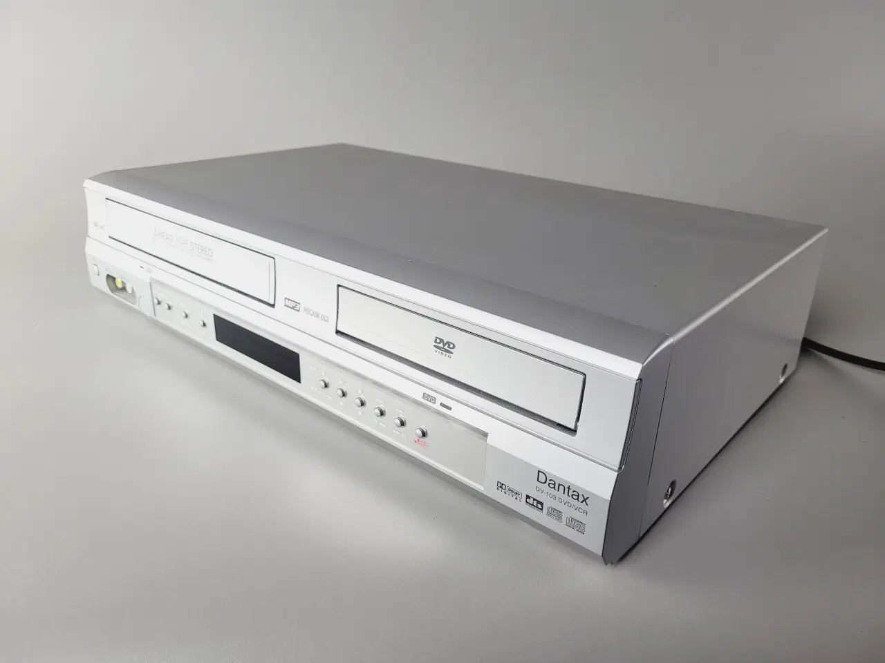 Billede 2 - ⭐️· Dantax VHS-afspiller - DVD VIRKER IKKE