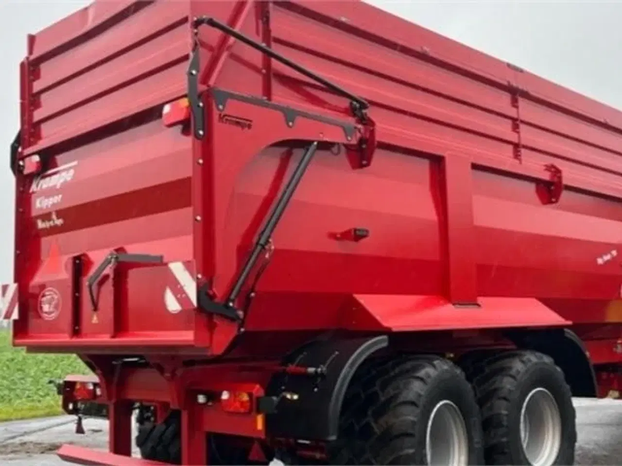 Billede 3 - Krampe Big Body 750 Hydraulisk Klapbar side