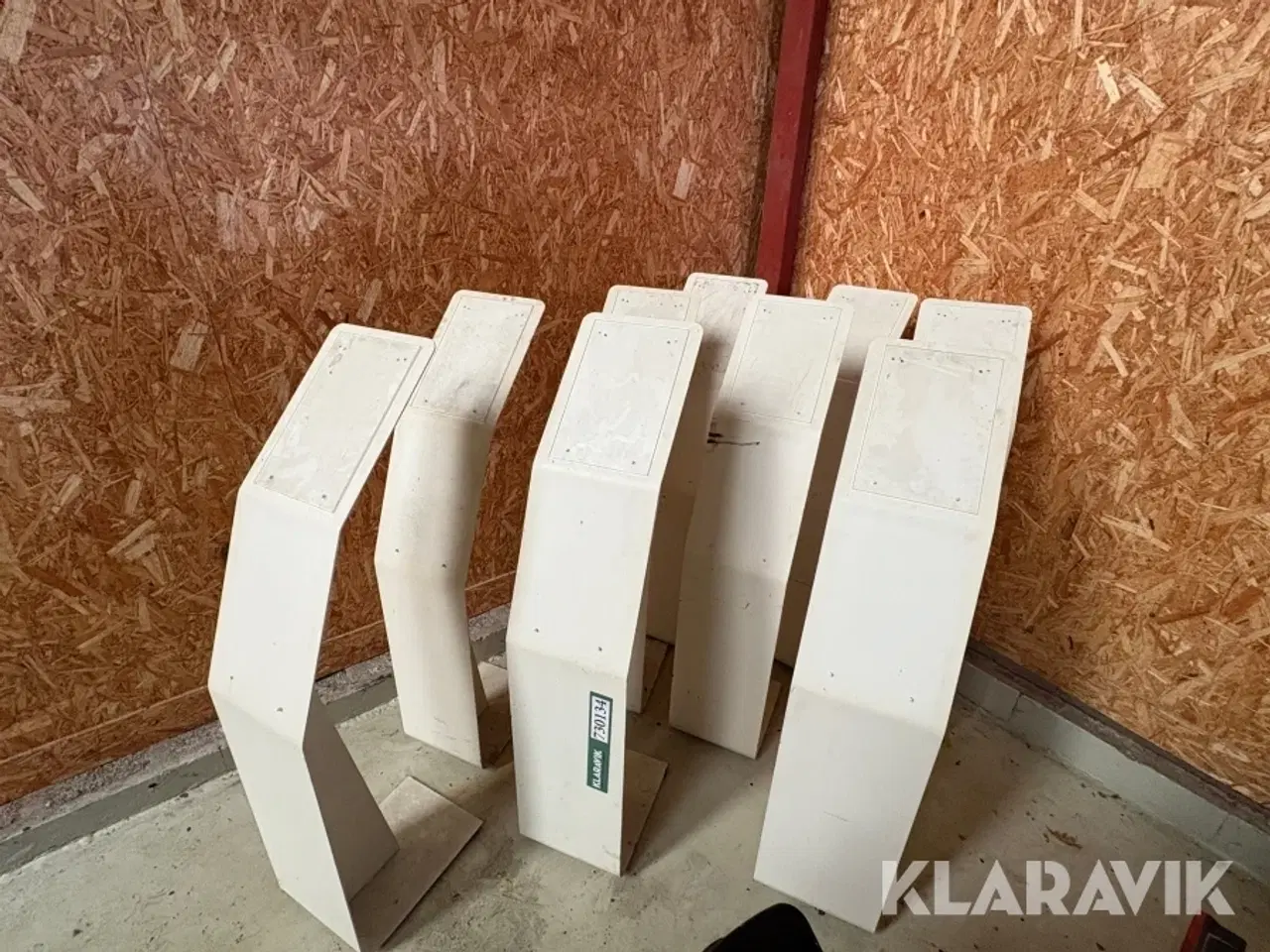 Billede 1 - Gulvstandere 9 styks