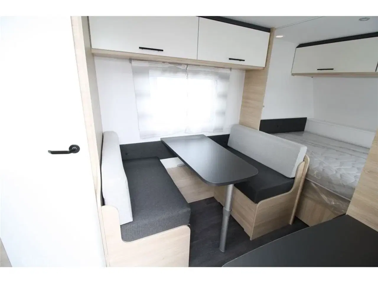 Billede 4 - 2022 - Caravelair ALBA 400