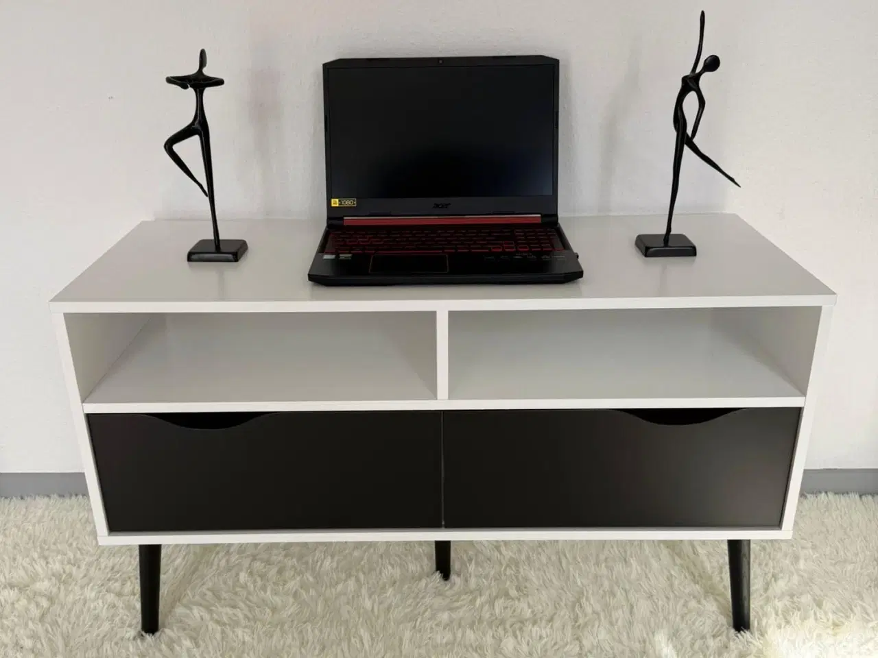 Billede 1 - Delta TV bord