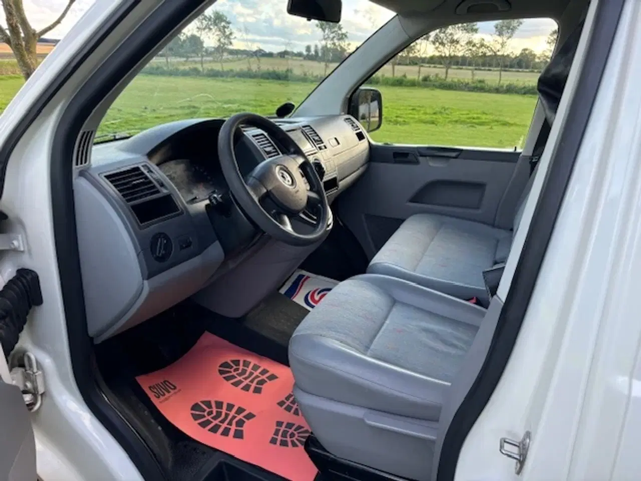 Billede 6 - VW Transporter 2,5 TDi 130 Kassevogn lang Nysynet