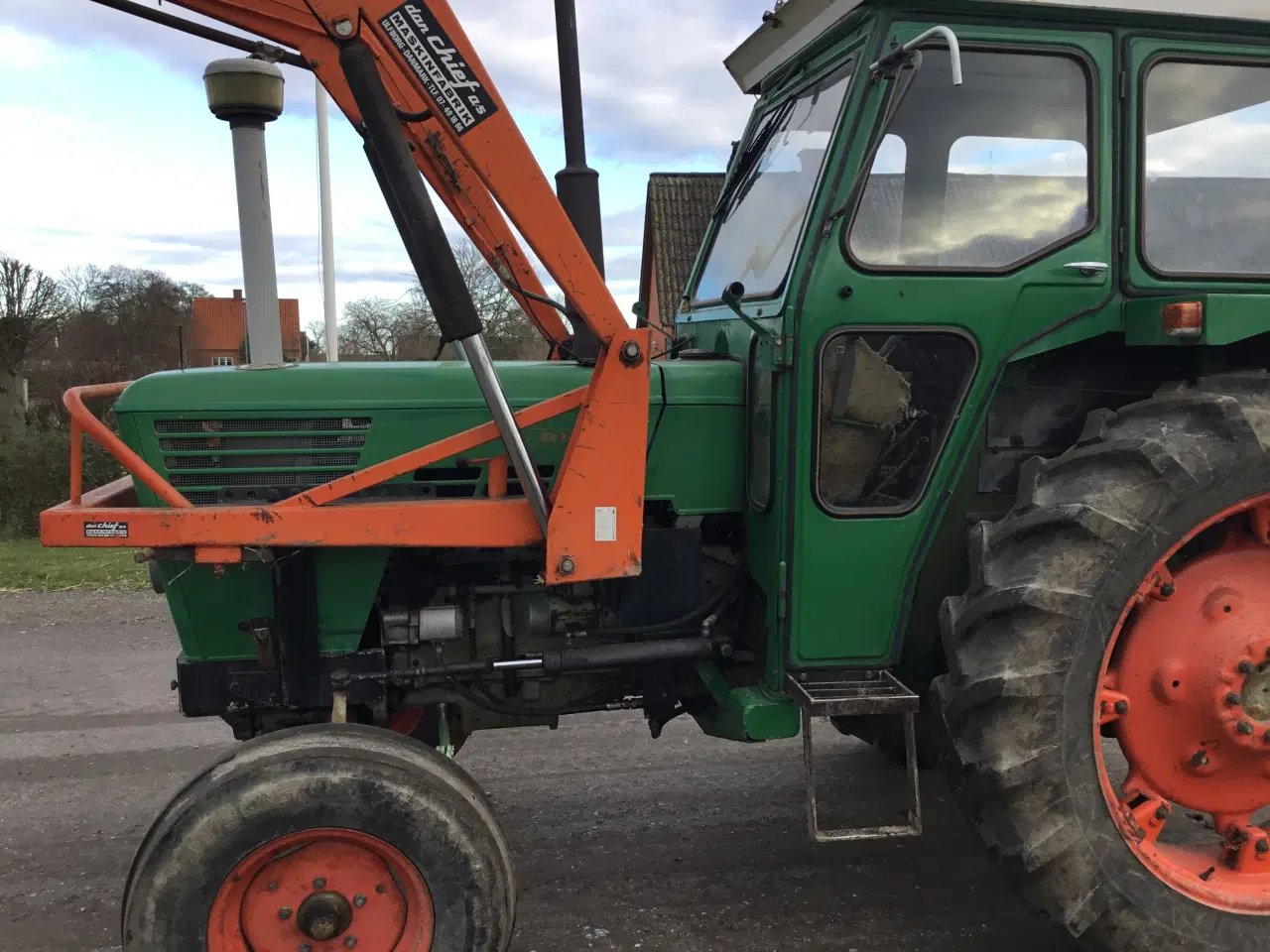 Billede 1 - Deutz 6006 med frontlæsser