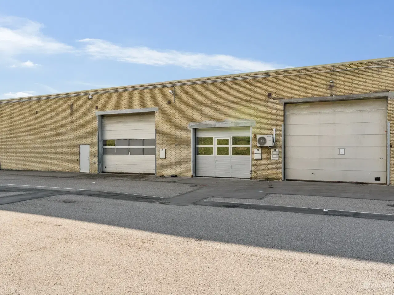 Billede 25 - 1.629 m² logistikejendom med last mile-placering og nyinstalleret rampe i Hvidovre