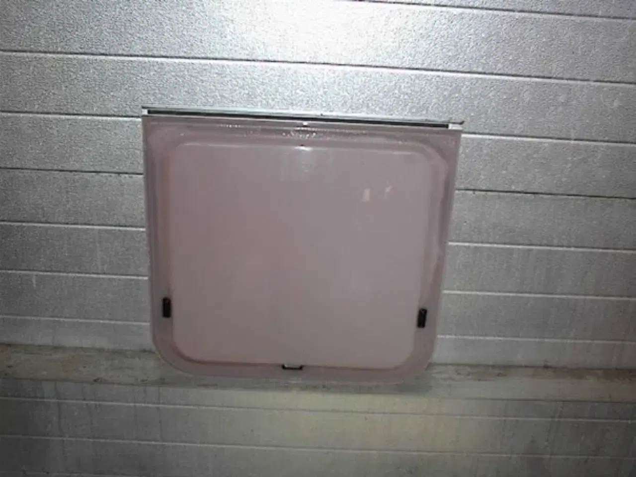 Billede 1 -   Rude Opluklig Toilet.