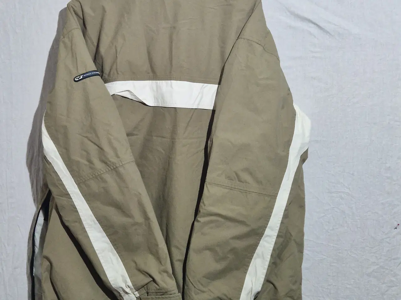 Billede 4 - H2O beige jakke, Medium, Snowboard ,Ski,