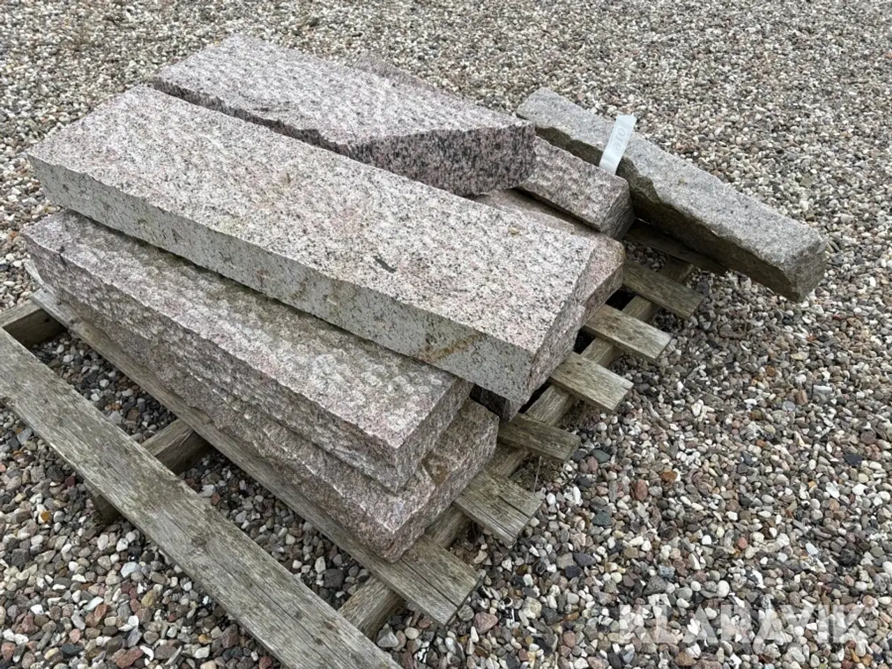 Billede 7 - Kantsten granit 9 styk.