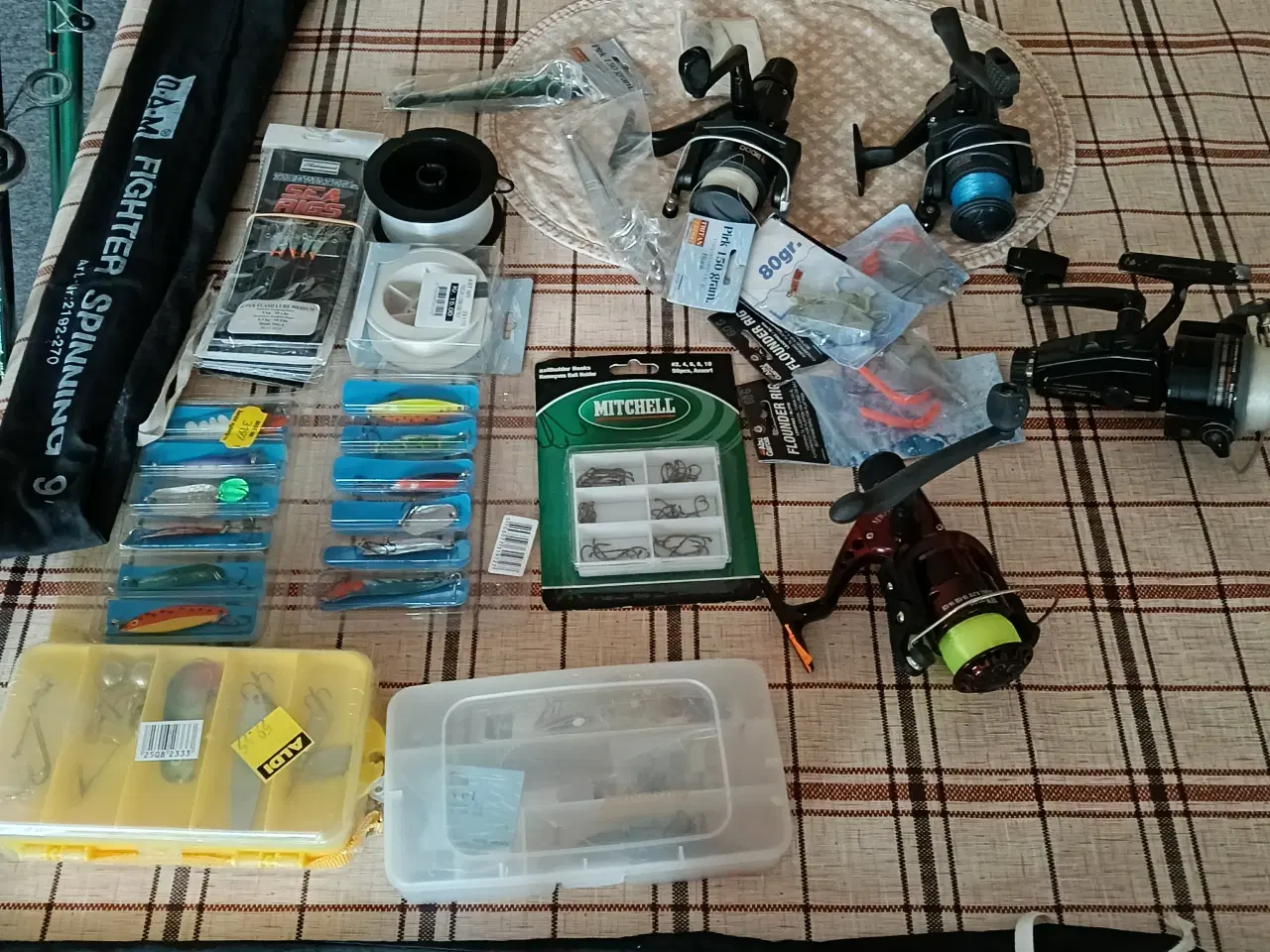 Billede 2 - Fiskestænger plus tilbehør