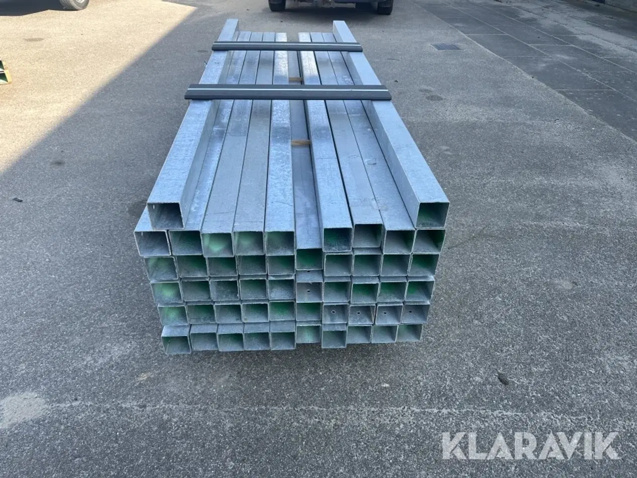 Billede 3 - Galvaniserede stolper 51 styk. 2,5m. lange