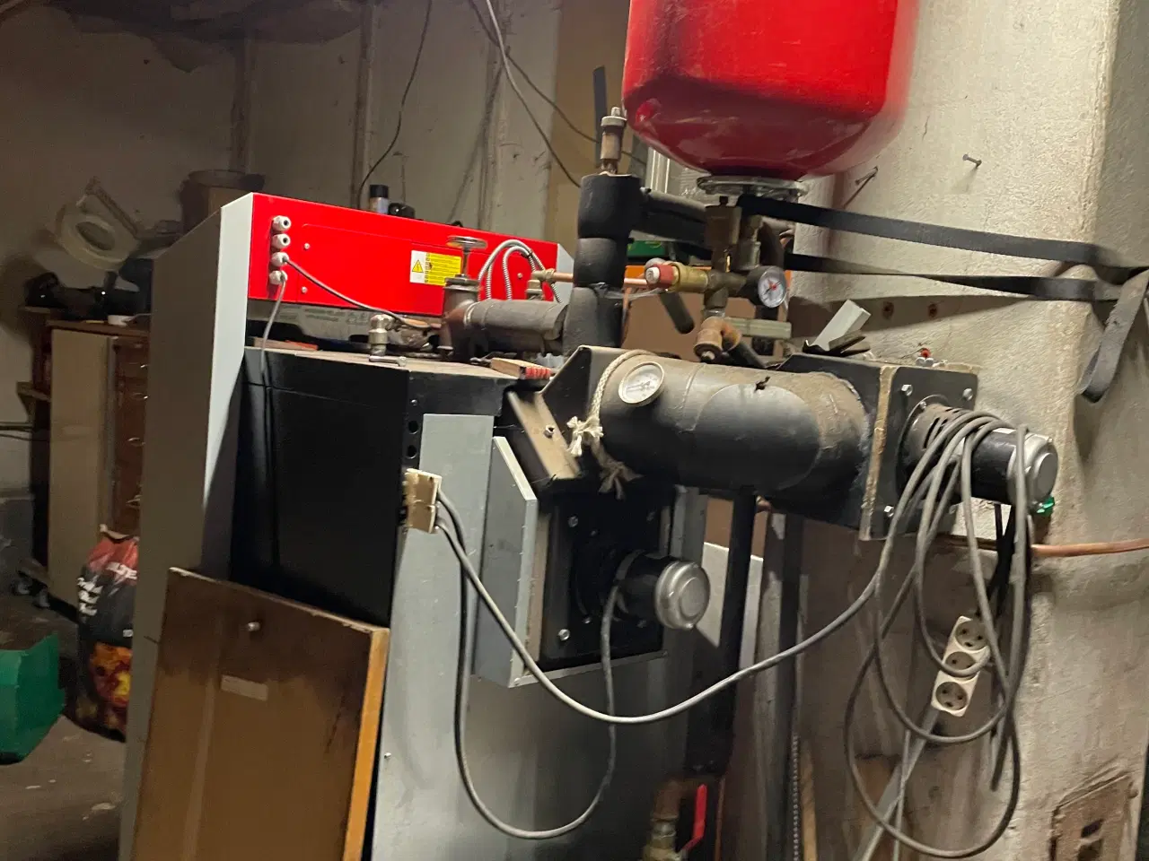 Billede 3 - Brændefyr Attac 15 Kw komplet anlæg.