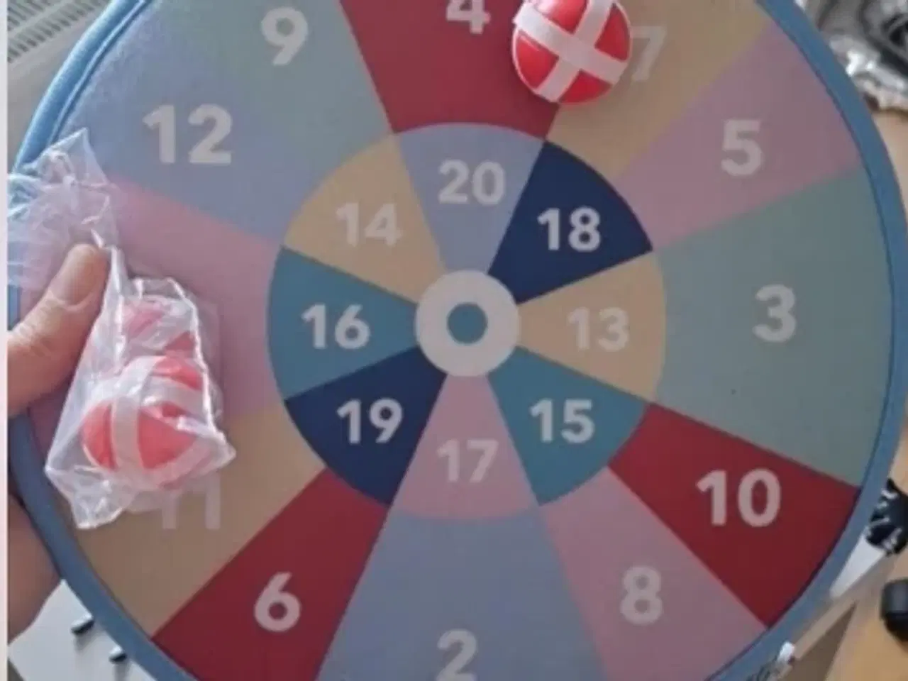 Billede 1 - Tiger Velcro Dartspil Børn