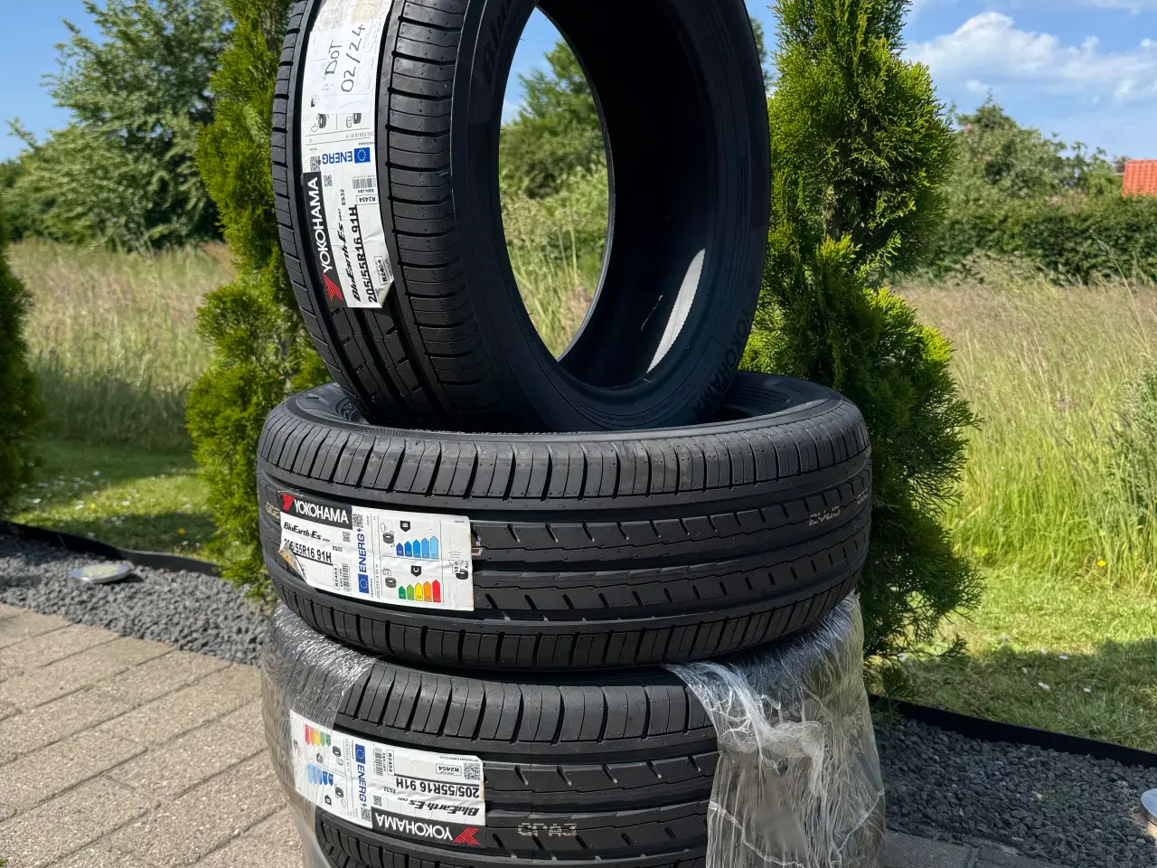 Billede 3 - Sommerdæk “YOKOHAMA” 205/55/R16