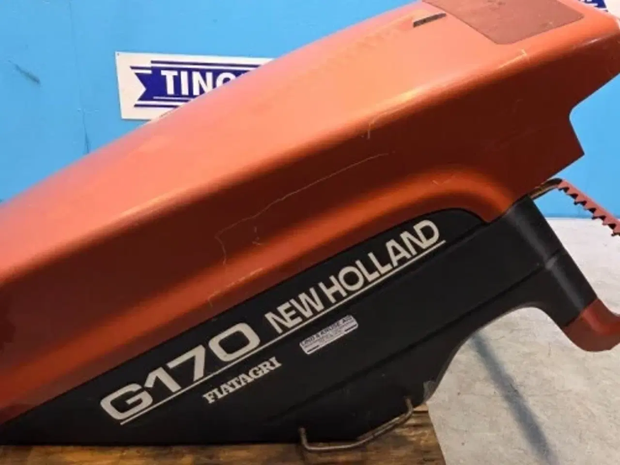 Billede 2 - New Holland G170 Motorhjelm 86500611