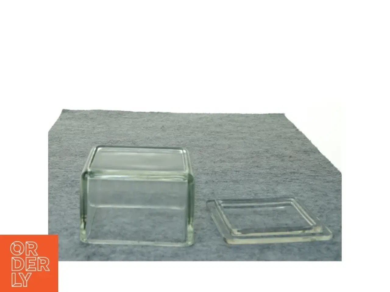 Billede 3 - Glasskål med låg (str. 11 x 9 x 7 cm)