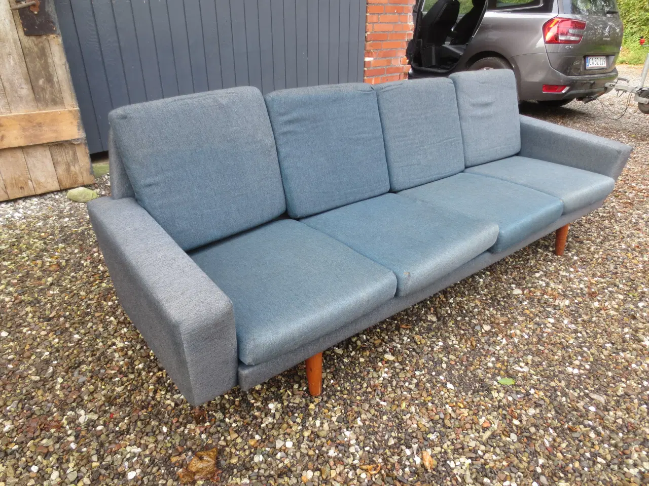 Billede 1 - 1 stk Retro 4 personers sofa med Teak ben 