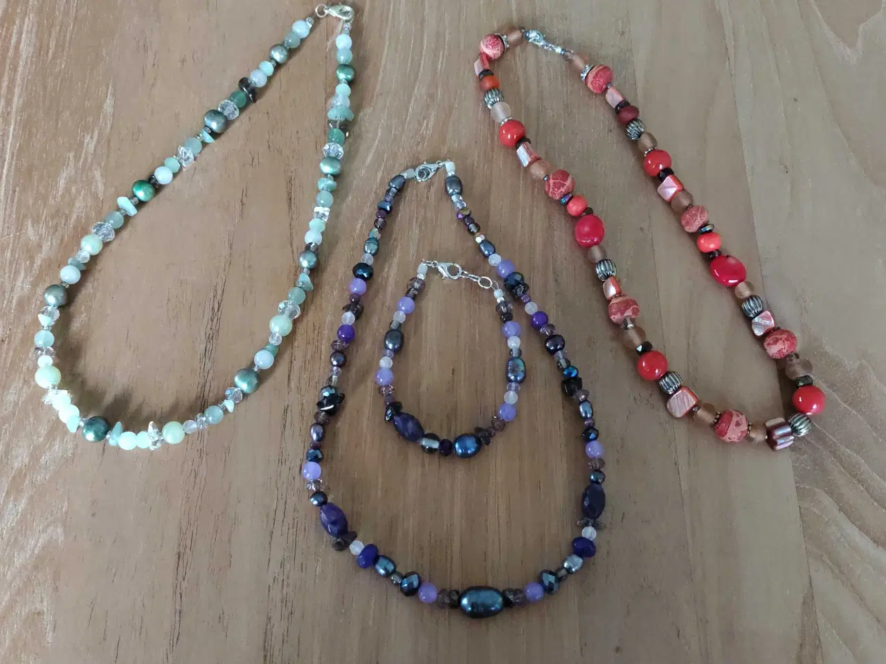 Billede 1 - Håndlavede smykker, armbånd, halskæde, smykkesæt 