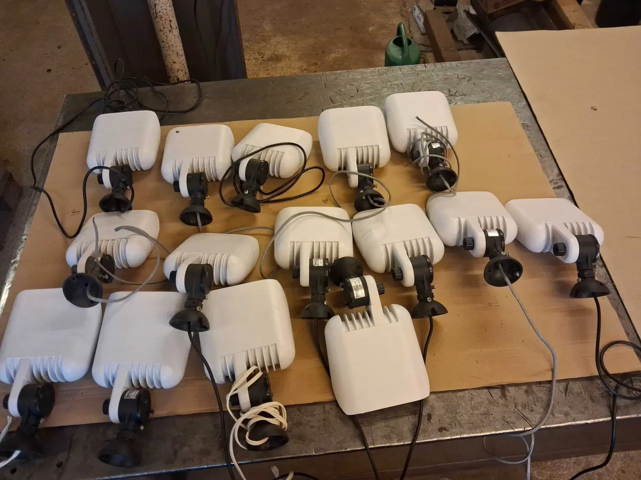 Billede 1 - Halogenlamper 200watt 15 stk