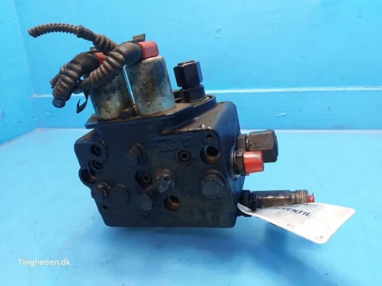 Billede 3 - New Holland T6 Hydraulikventil 48074097