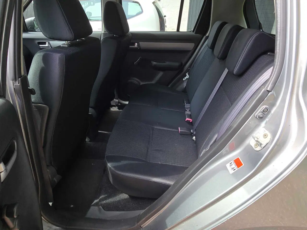 Billede 8 - Nysynet Suzuki Swift 1.3 Benzin 