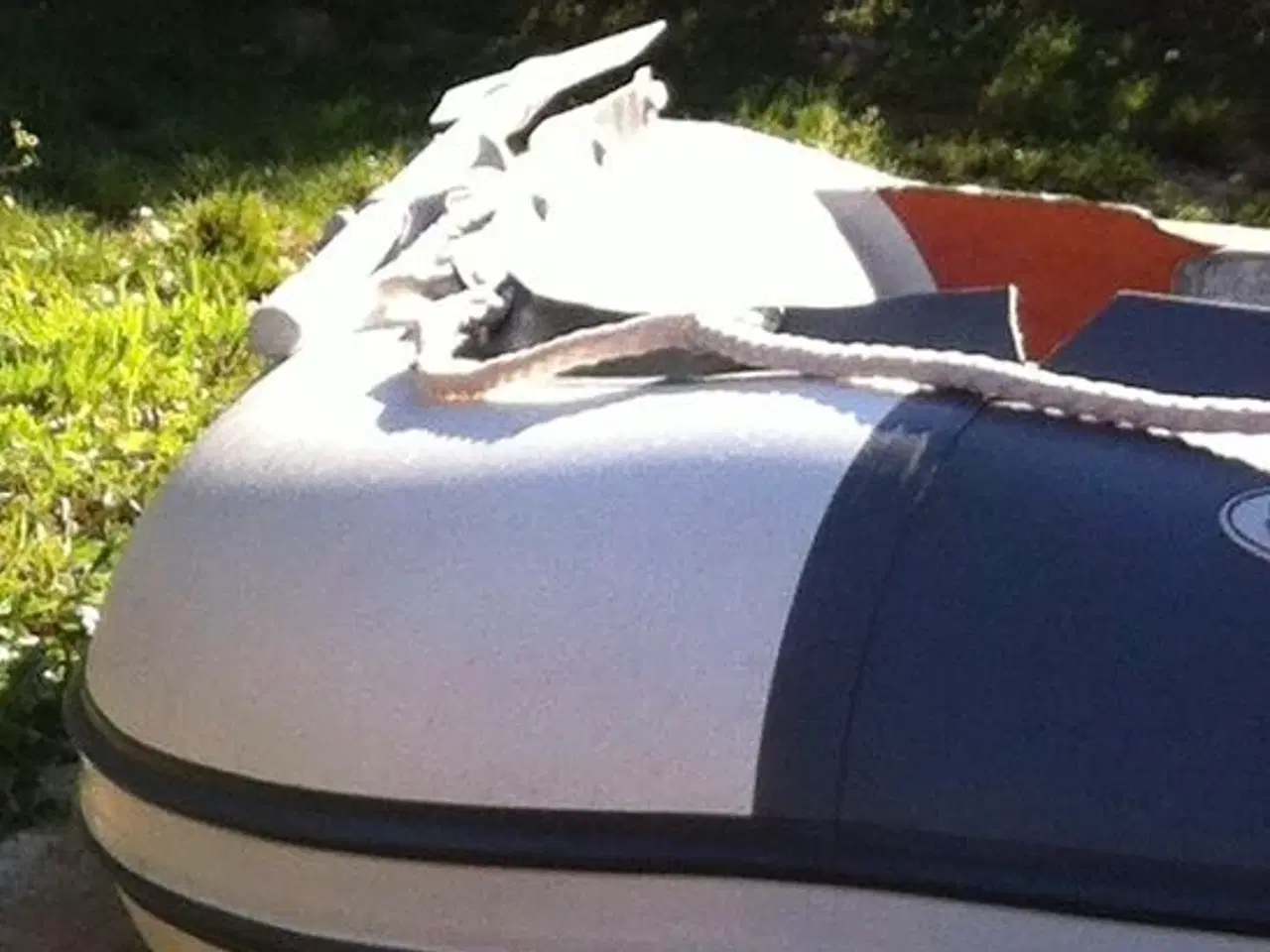 Billede 3 - Suzumar 2,7m med gummibund+ 6HP Yamaha