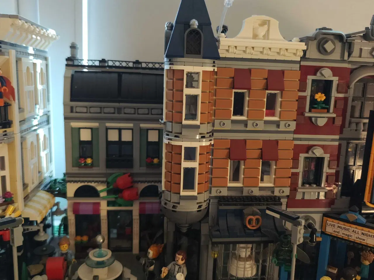 Billede 1 - Lego Modular Assembly Square 10255
