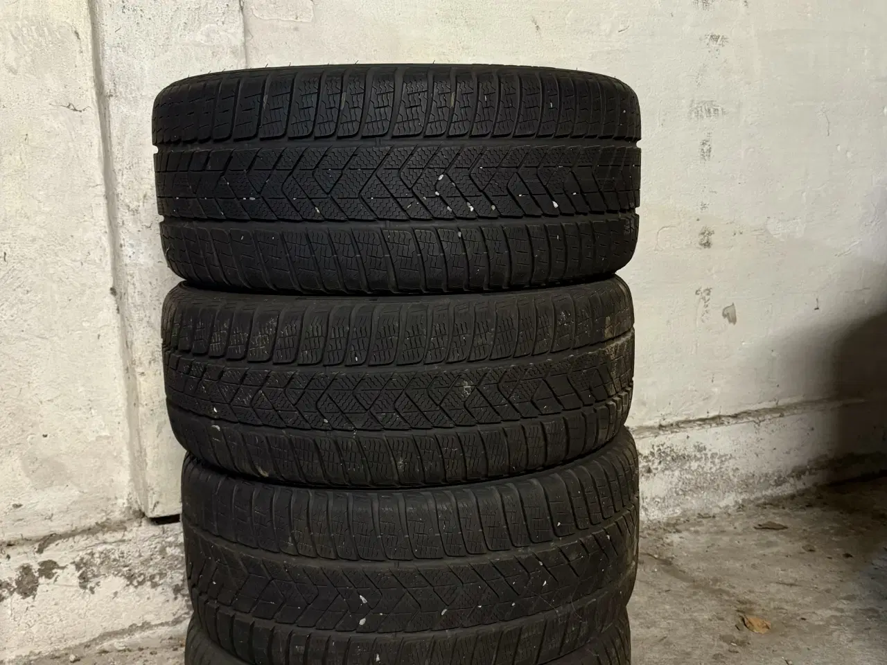 Billede 1 - Vinterdæk r18
