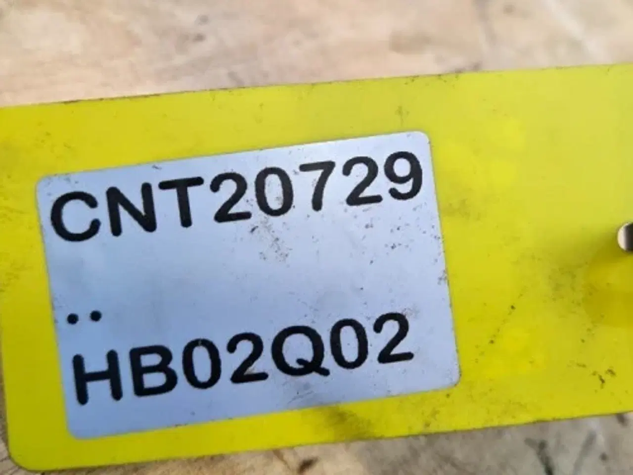 Billede 16 - Massey Ferguson 6290 Hjulskærm Beslag L.  3784571M1