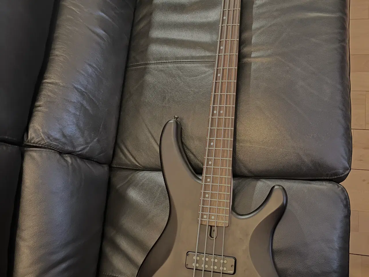 Billede 2 - Yamaha TRBX504 Bas