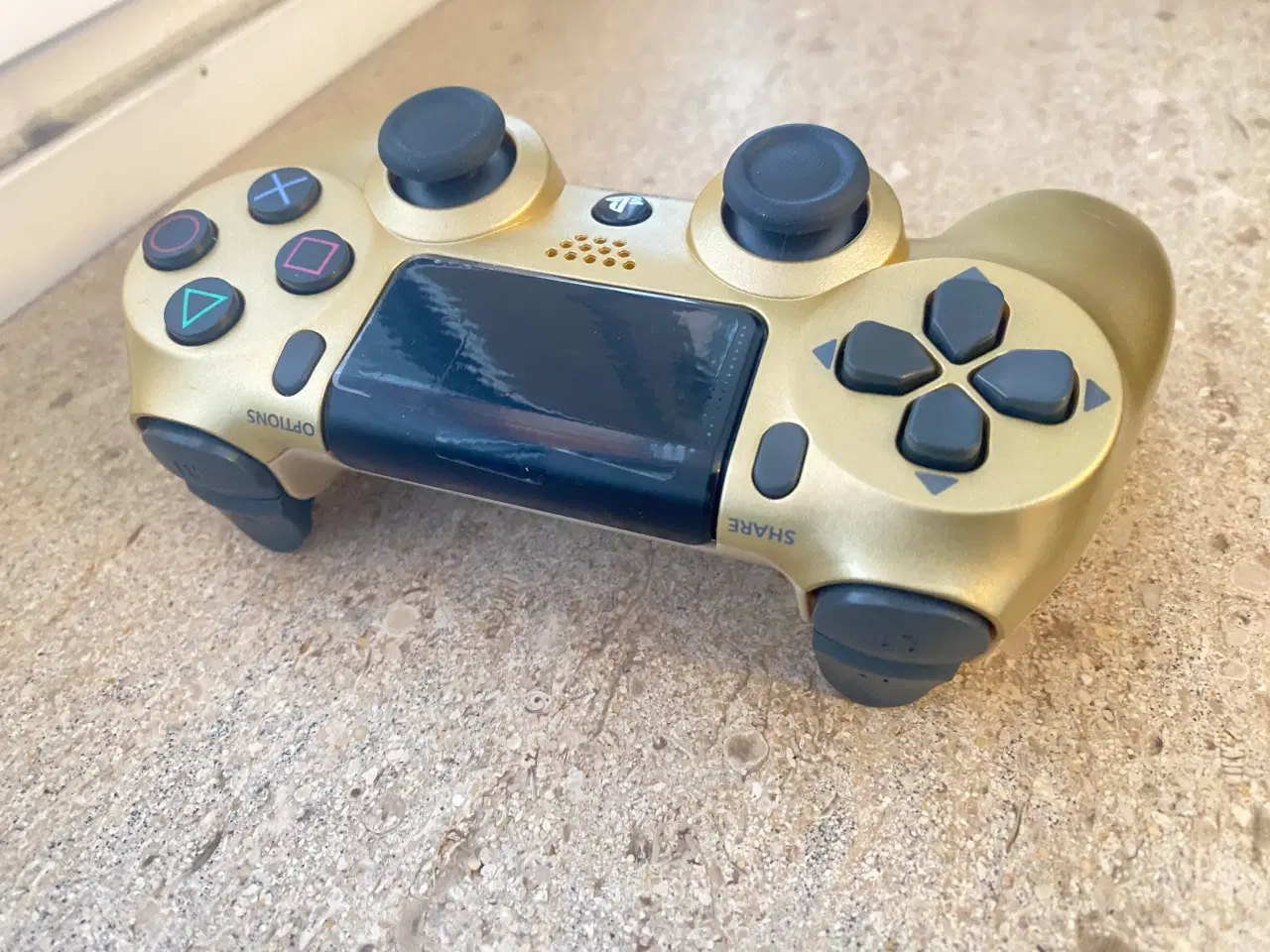 Billede 3 - Original Playstation 4 Controller GULD
