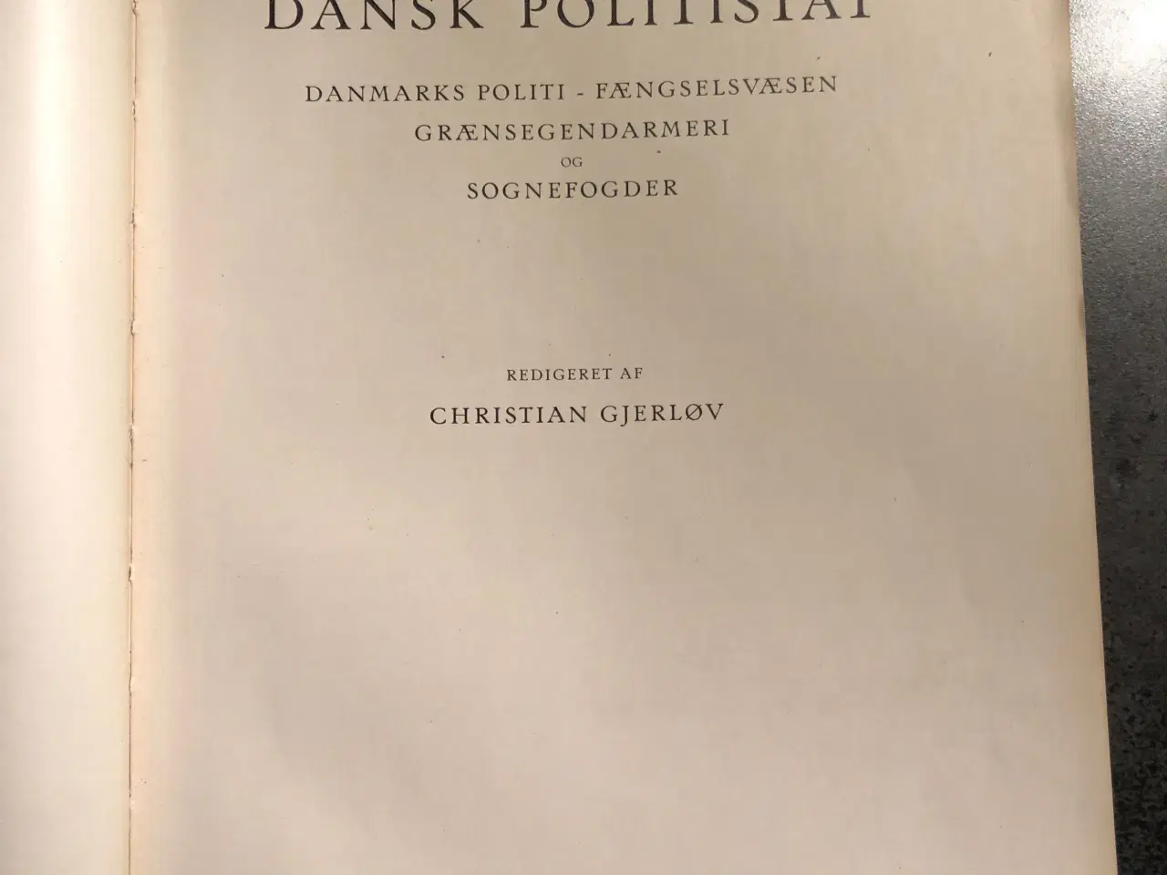 Billede 1 - Bog dansk politistat 1933