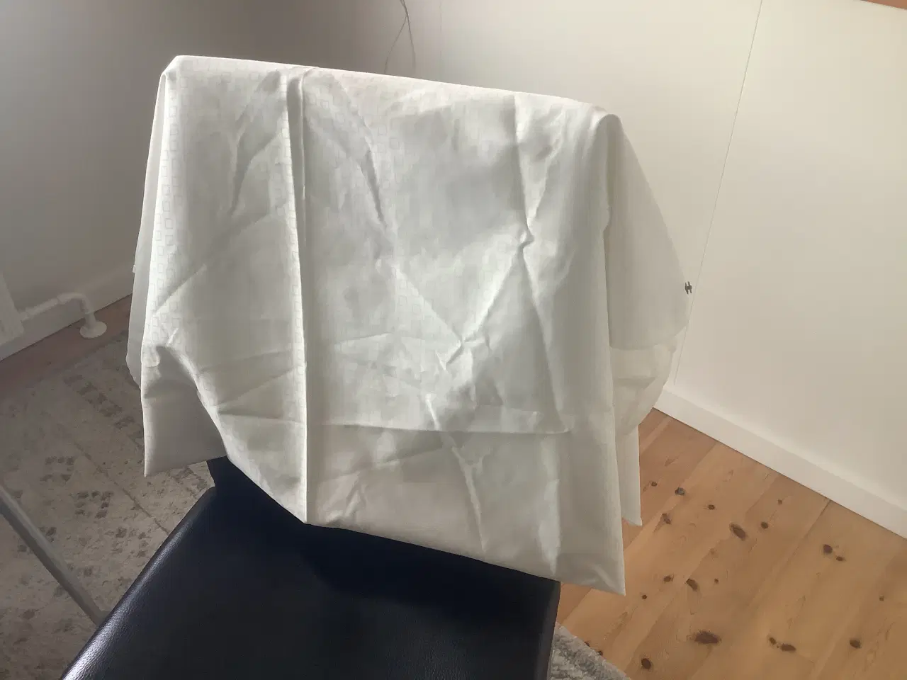 Billede 1 - Gardiner til Isabella fortelt 
