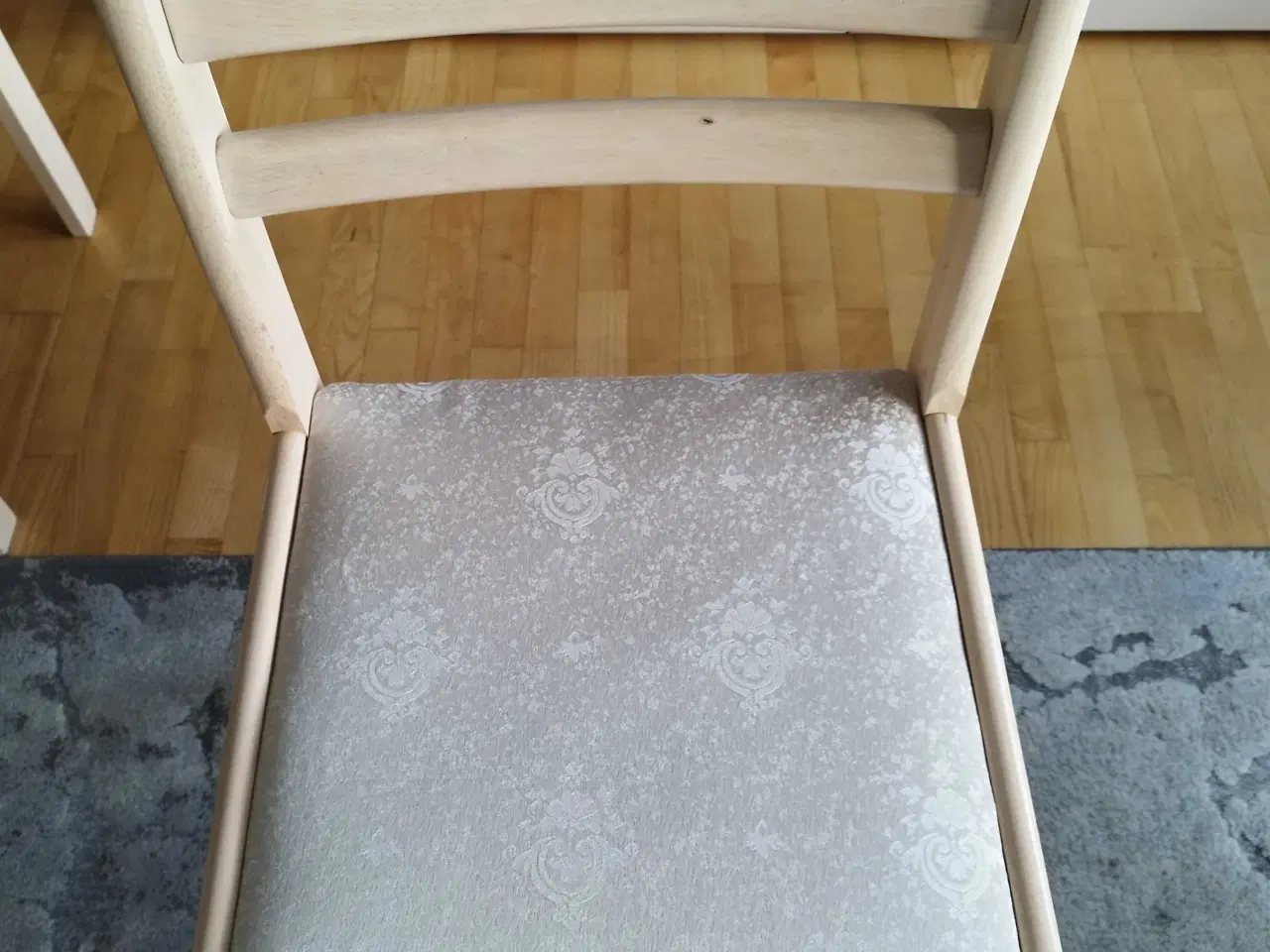 Billede 2 - Fire spisebordsstole 