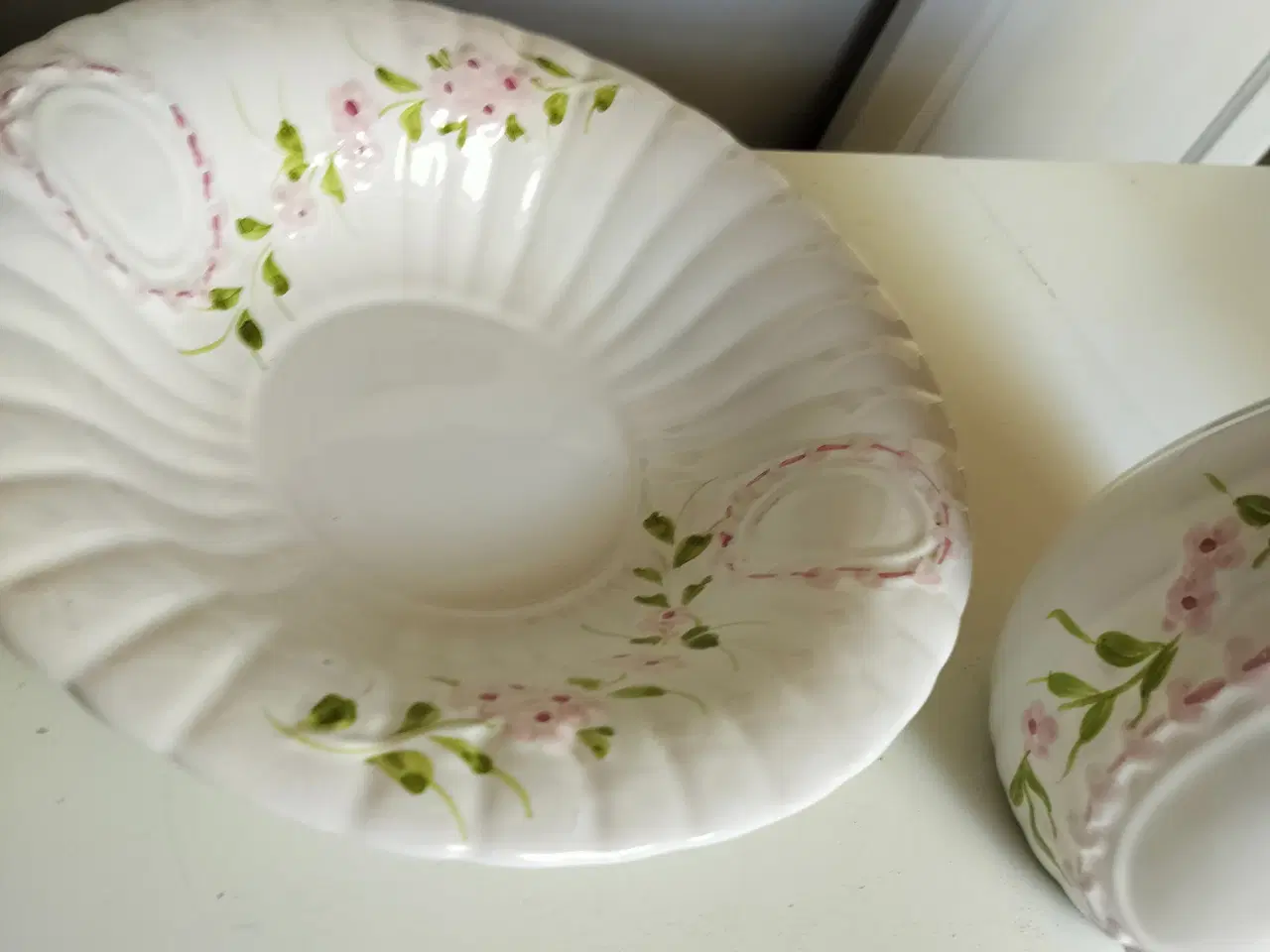 Billede 2 - Rigtig fin servante sæt