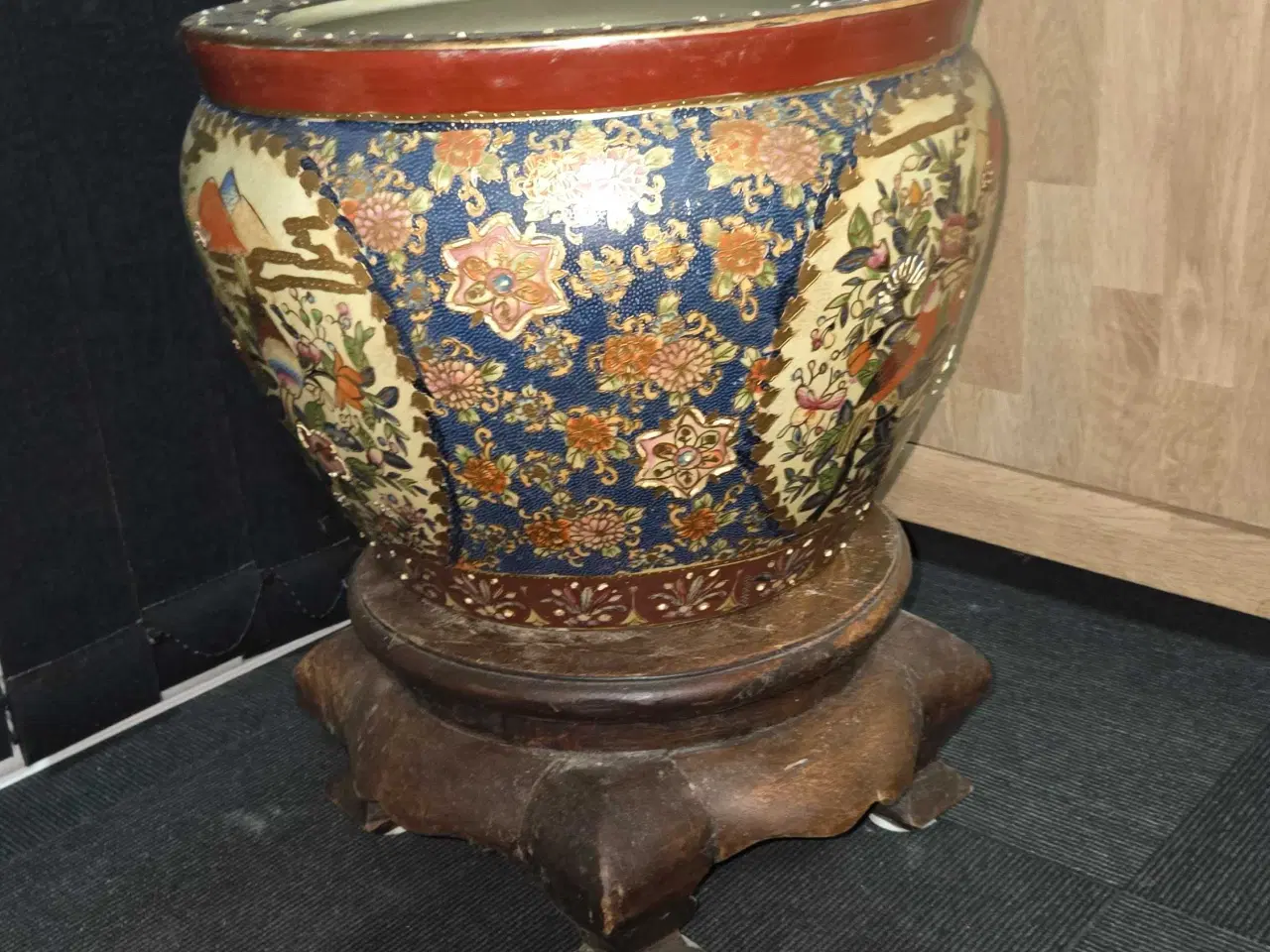 Billede 2 - Krukker til blomster. Bredde: 38 cm. Højde: 40 cm.