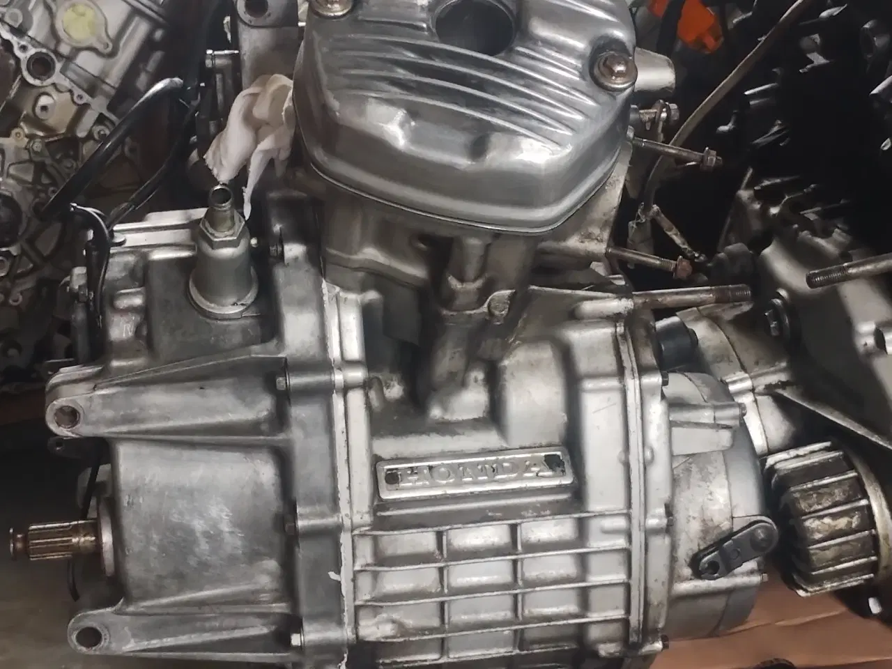 Billede 1 - Honda cx 500 motor med god stator og knastkæde