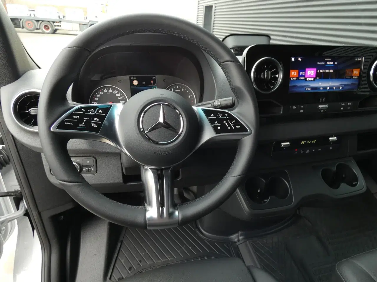 Billede 11 - Mercedes-Benz Sprinter 317 2,0 CDI A2 H2 RWD 9G-Tronic 170HK Van Aut.