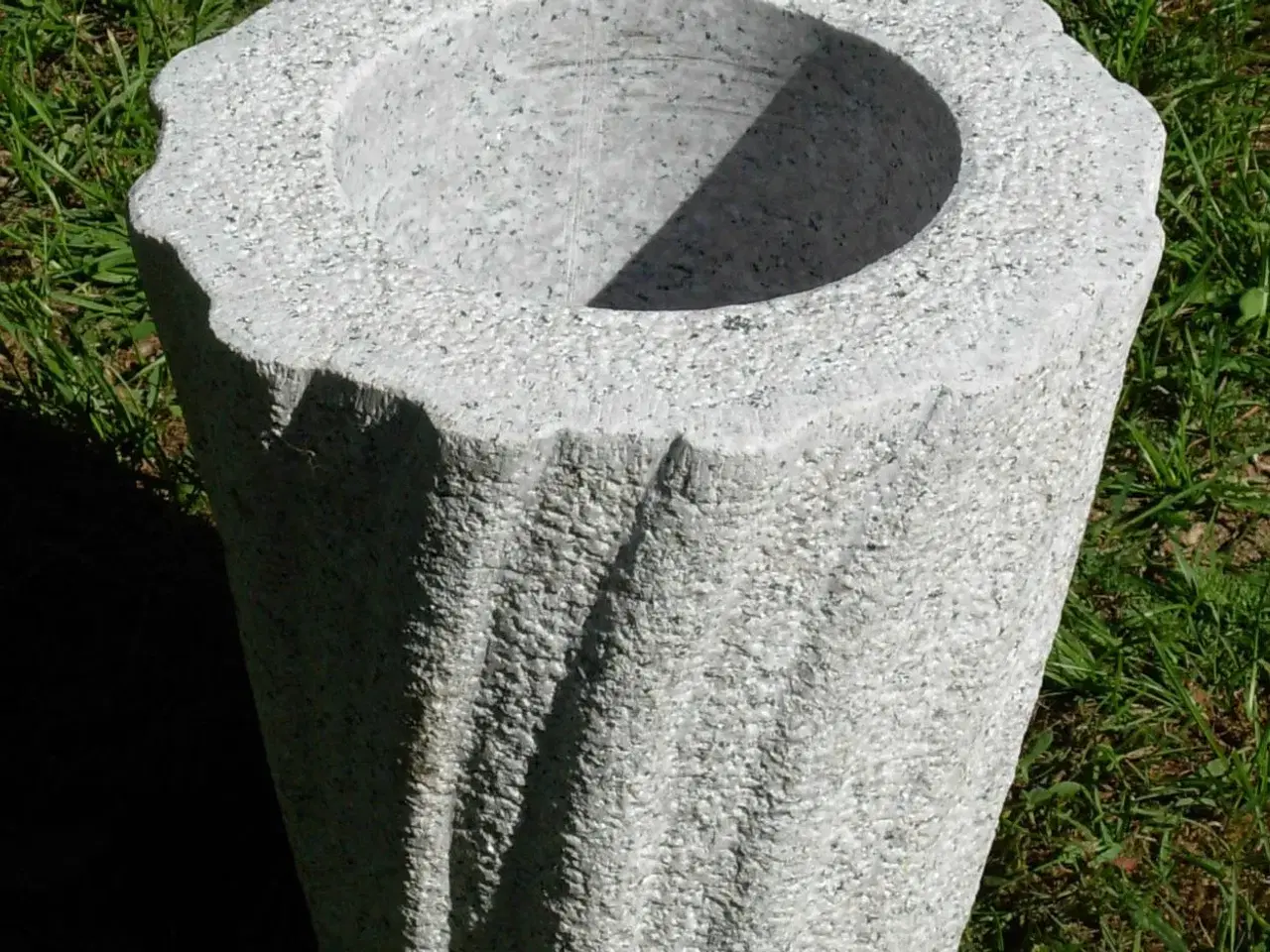 Billede 8 - Ægte håndlavede granit krukker og kummer