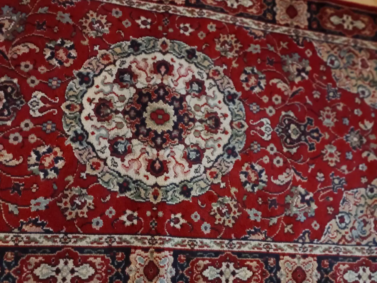 Billede 3 - ❌️❌️Smuk Løber tæppe, uld material❌️❌️