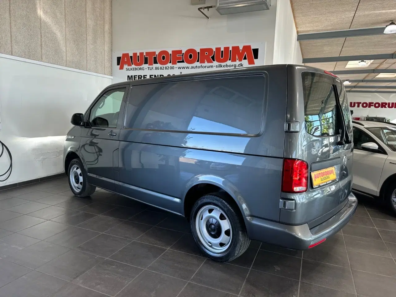 Billede 17 - VW Transporter 2,0 TDi 204 Kassevogn DSG kort