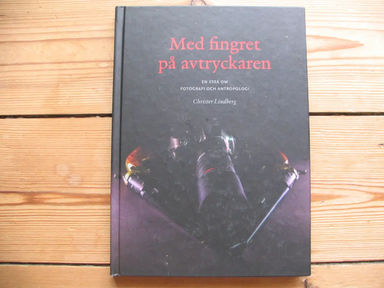 Billede 1 - Med fingret på avtryckaren