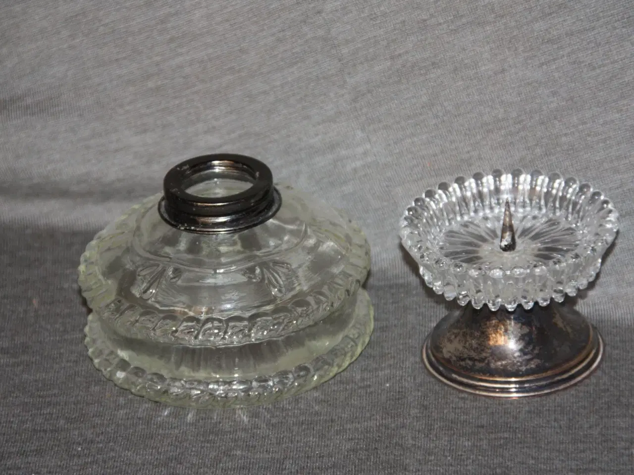 Billede 1 - Lysestage samt dåse i sølvplet dåse højde 8,5 cm