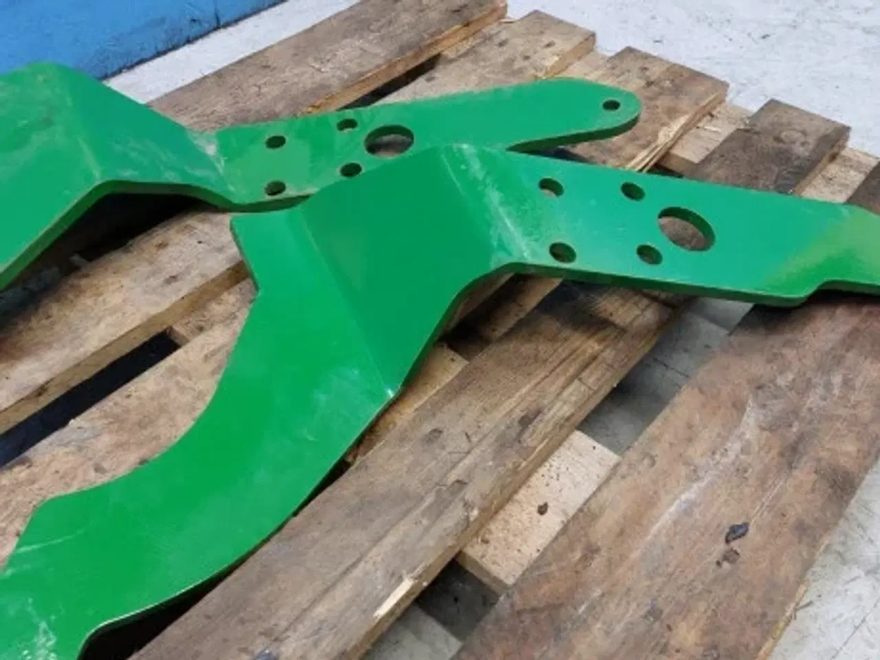 Billede 5 - John Deere H310 Motorhjelms Beskytte Sæt Beslag W57070