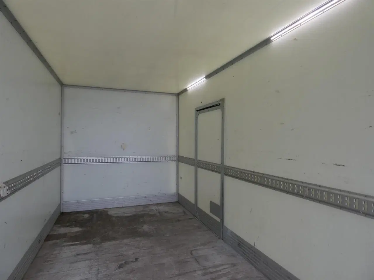Billede 9 - Iveco Daily 35S16 12m3 2,3 D 156HK Van 8g Aut.