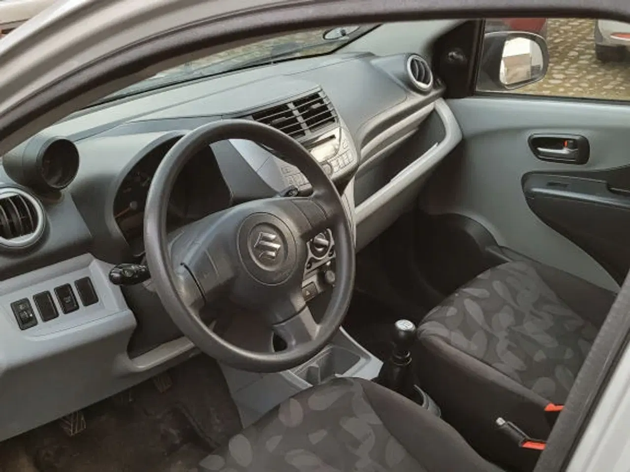 Billede 5 - Økobil: Suzuki Alto 1.0i, 22.7 km/l, 460 kr/halvår