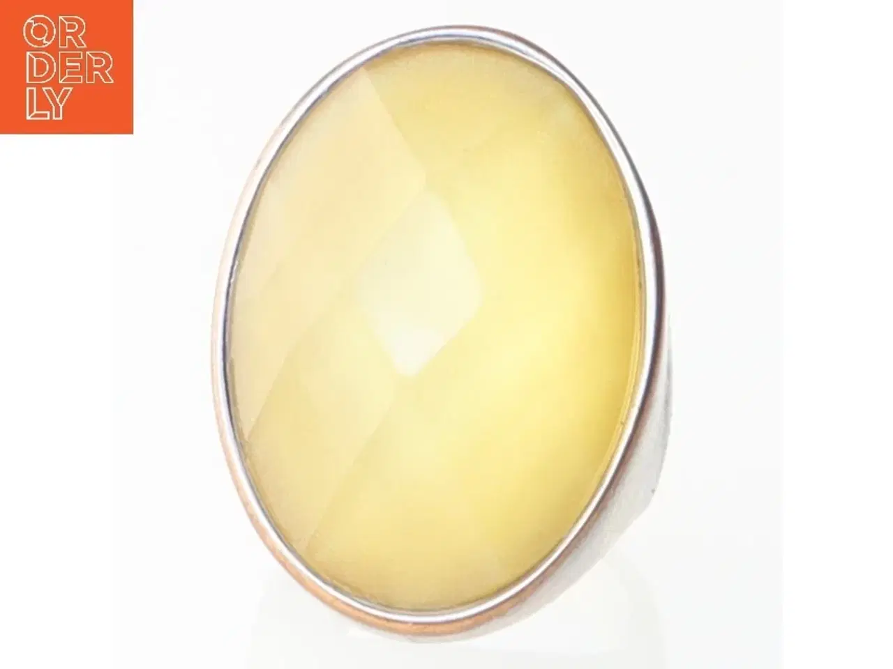 Billede 2 - Sølvring med gul sten (str. 55 mm)