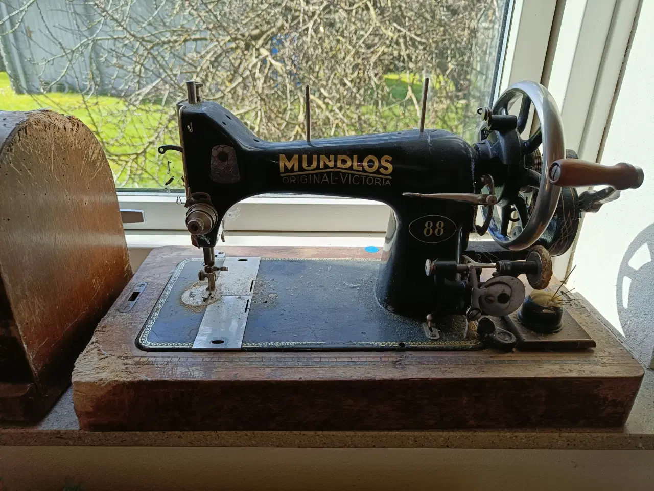 Billede 2 - Antik symaskine 