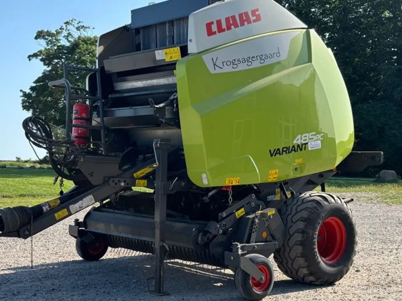 Billede 2 - CLAAS Variant 485 RC velholdt gård maskine. Lige taget i bytte og står på Sjælland PT, den kommer hjem på mandag den 28.7