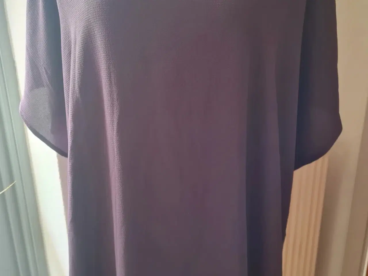 Billede 1 - Lilla T-shirt str xl 54 Zizzi 